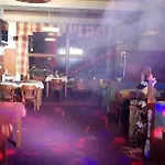 Hotel Velveta 3*